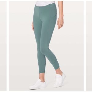 Lululemon In Movement 7/8 Tight *Everlux 25" Leggings